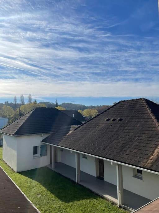 Appartement T2 Lumineux, Tres Bien Equipe, Proche Centre-Ville Salies-de-Béarn Kültér fotó